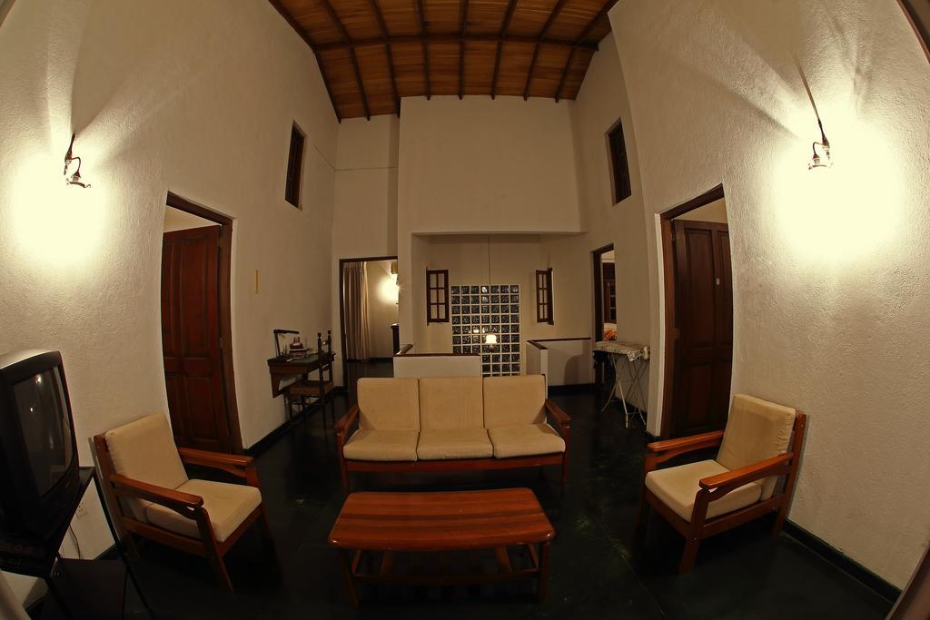 Banda Casa, Kandy Exterior foto